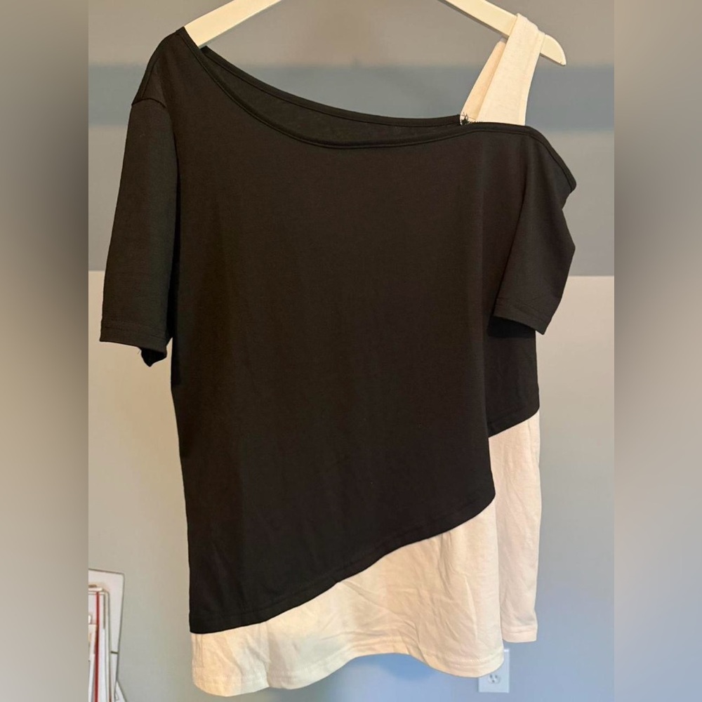 Monochrome Top